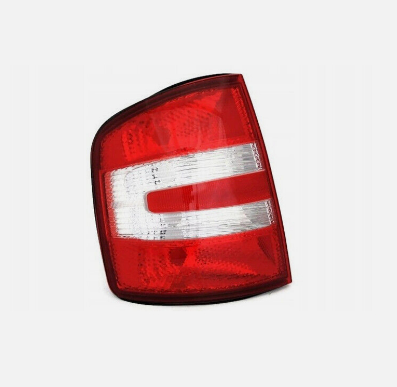 6913875E Lampa tylna lewa SKODA FABIA (6Y), 04.00-03.07 6913875E