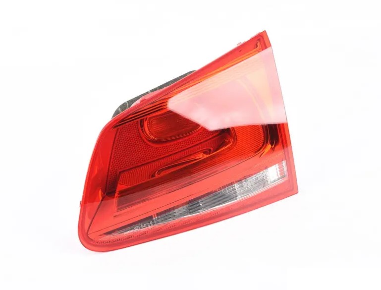 9582881V Lampa tył VOLKSWAGEN TOUAREG 7P5 04.10-07.14 prawa 9582881V