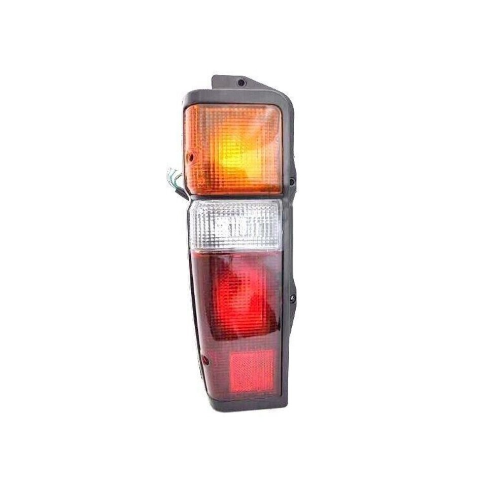 Lampa tył lewa TOYOTA HI-ACE (LH50/60,LH51/61,YH50) 84-89 816487