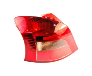 8105870E Lampa tył  lewa Toyota Yaris (XP90) HB, 01.06-03.09 8105870E